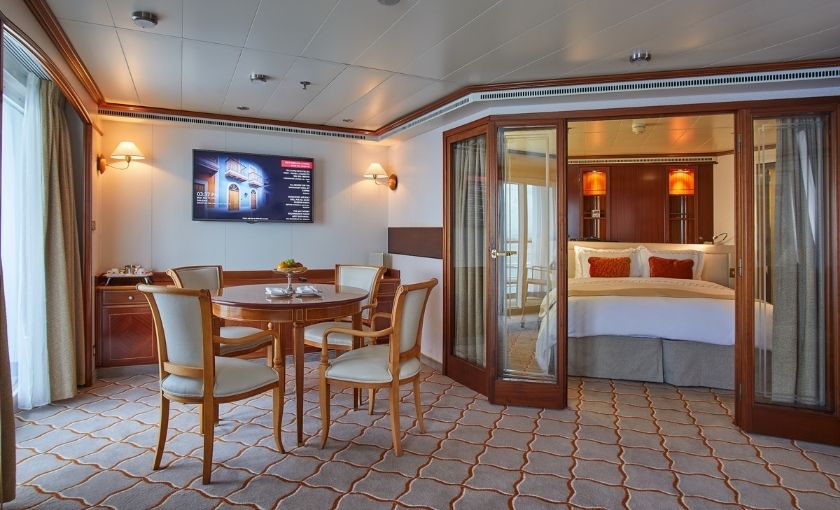 Silver suite SL