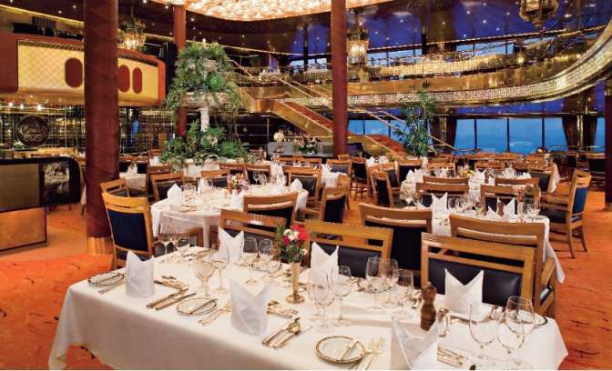 Dinerzaal van cruise Maadam Holland America Line