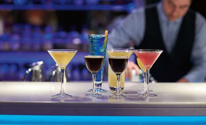 Cocktailbar bij Cruiseschip Eurodam 