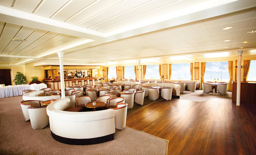 Een club op de Bremen van Hapag Lloyd
