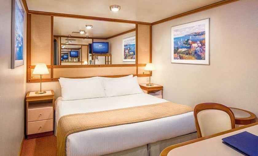 Een binnenhut op de Emerald Princess van Princess Cruises