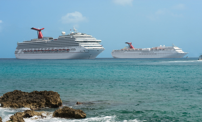 Carnival Freedom op zee