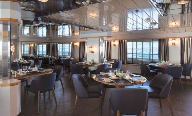 Restaurant van Silversea Discoverer