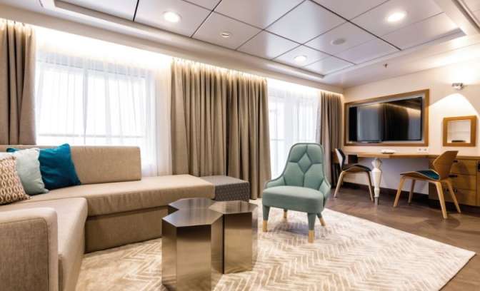 Diamant suite woonkamer Mein Schiff 5