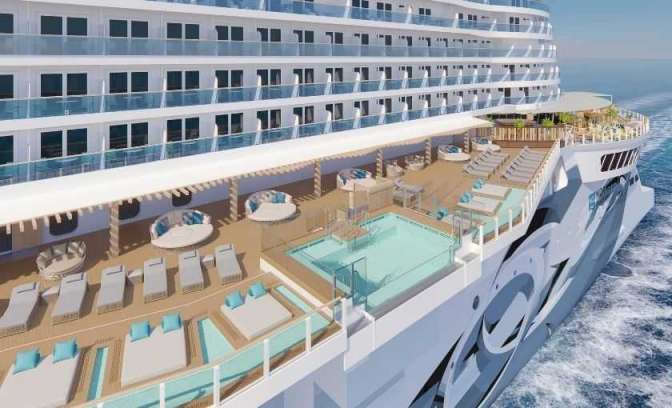 Norwegian Prima infinity pool