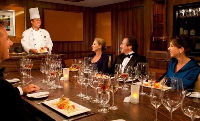 Restaurant op de Enchantment of the seas