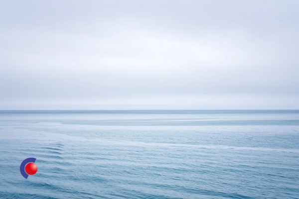 Vaar over internationale wateren tijdens een wereldcruise